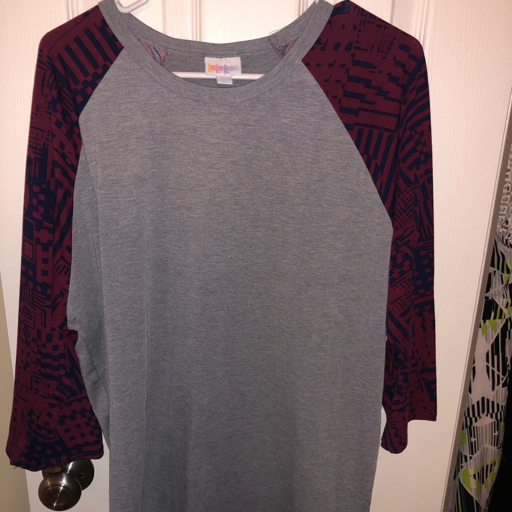 Lularoe Randy Tshirt